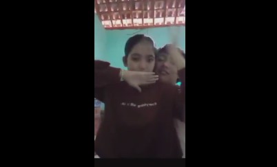 Video Viral Indo Satu Sentuhan Untuk Meruntuhkan Dinding Heartwarming! The Story Behind